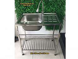 bo-bon-rua-chen-inox-co-chan-gia-re