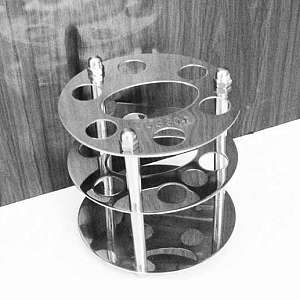 ke-dung-ban-chai-danh-rang-inox-loai-tron