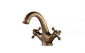 voi-nuoc-lavabo-dong-thau-co-dien-kanly-gcv05