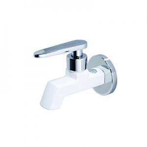 voi-xa-nuoc-son-tinh-dien-gan-tuong-luxta-l4114wt3