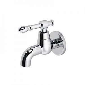 voi-nuoc-lanh-gan-tuong-luxta-l4116