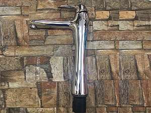 voi-lavabo-nong-lanh-than-cao-effegi-efa-2402