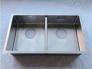 bon-rua-chen-inox-duc-am-ban-da-roland-rl8345v