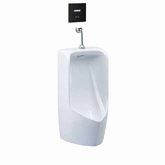 bon-tieu-nam-treo-tuong-caesar-u0282