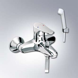 voi-sen-tam-nong-lanh-gia-re-inax-bfv-1103s