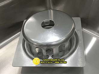 cau-chan-rac-san-thuong-inox-304-d90