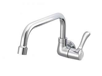 voi-rua-bat-lanh-gan-tuong-moen-144968v